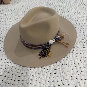 Women's Taupe Felt Fedora Hat with Decorative Band and Feather